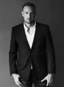 Author photo Max Seeck b&w